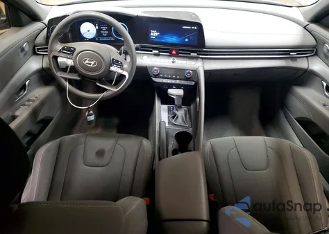 2024 Hyundai Elantra Sel z USA, uszkodzony, nr VIN KMHLM4DG3RU692191